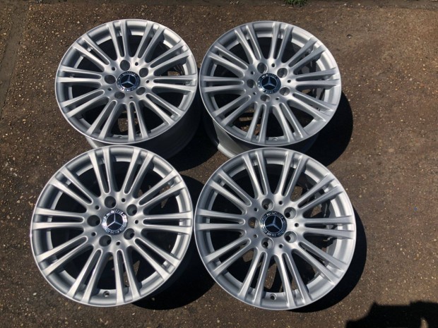4db gyári 16" Mercedes-Benz E alufelni. (3972)