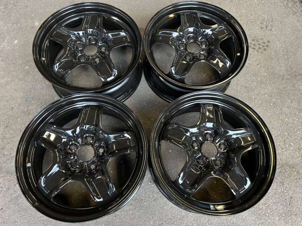 4db gyri 16" Opel aclfelni. (253)