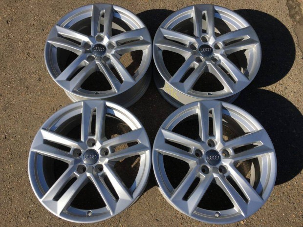 4db gyri 17 Audi A4 B9 alufelni. (816)