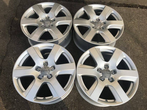 4db gyári 17 Audi A6 A4 alufelni. ("327")