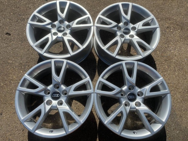 4db gyri 17 Audi Q3 alufelni. (4057)
