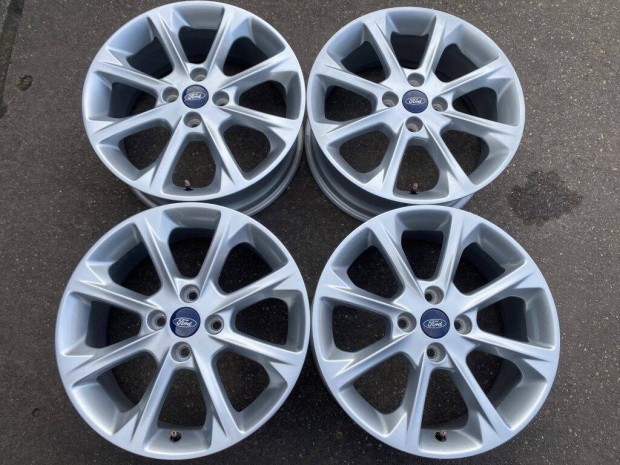 4db gyári 17 Ford Fiesta ST alufelni. ("2826")