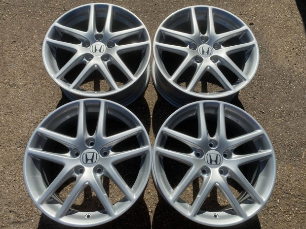4db gyári 17 Honda Civic Accord alufelni. (4100)