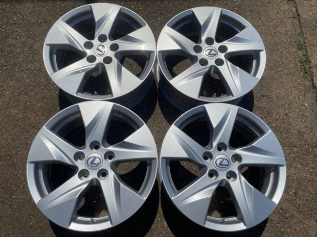 4db gyri 17 Lexus UX alufelni. (3398)