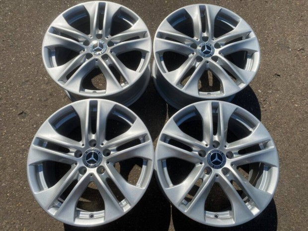 4db gyri 17 Mercedes-Benz E212 alufelni. (3843)