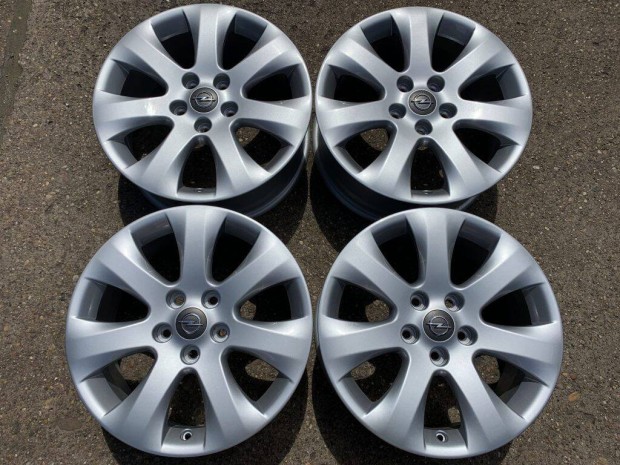 4db gyári 17 Opel Astra Meriva alufelni. ("2529")