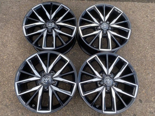 4db gyri 17 Toyota Corolla alufelni. (3885)