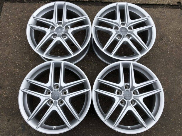 4db gyári 17" Audi A4 Allroad alufelni. (*1229*)