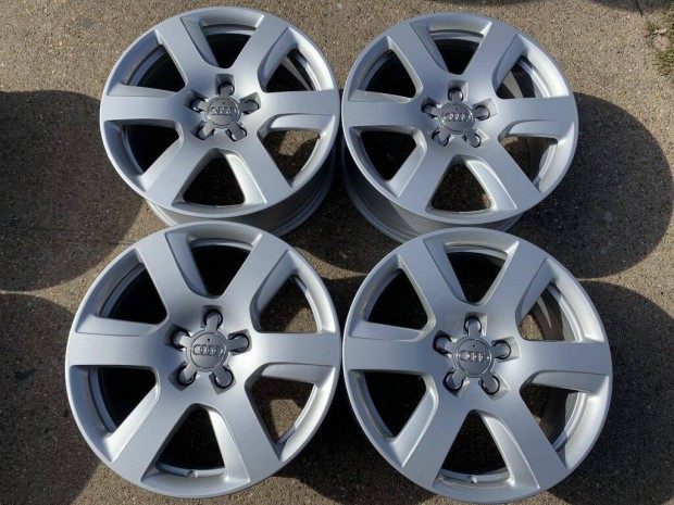 4db gyári 17" Audi A5 - A7 alufelni. ("2689")