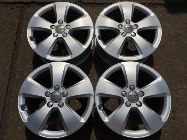 4db gyári 17" Audi alufelni. (*904*)
