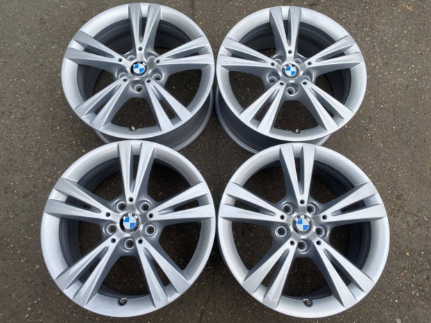 4db gyri 17" BMW 2 Active Tourer Styling 385 alufelni. (3706)