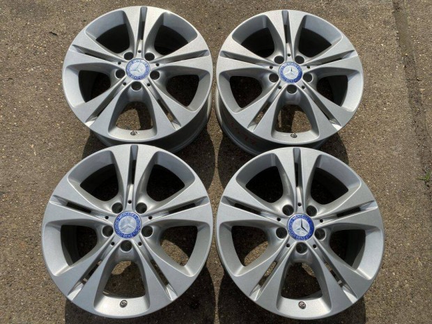 4db gyári 17" Mercedes-Benz C205 alufelni. ("3477")