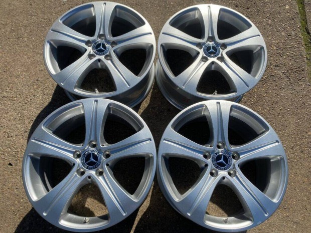 4db gyári 17" Mercedes-Benz E 213 alufelni. (*3537*)
