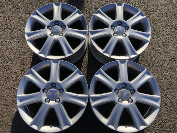 4db gyri 17" Seat alufelni. (*1868*)