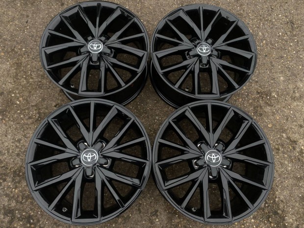 4db gyári 17" Toyota Corolla alufelni. (3855)