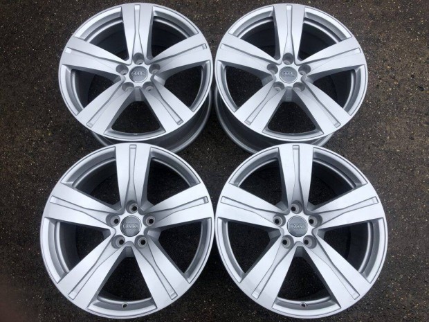 4db gyári 18 Audi Q7 alufelni. ("1255")