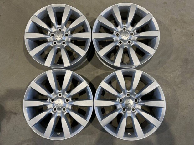 4db gyári 18 Mitsubishi alufelni. ("3567")
