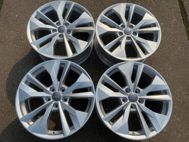 4db gyári 18" Audi A3 8Y - A3 8V alufelni. ("3718")