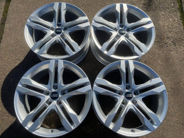 4db gyári 18" Audi A4 Allroad alufelni. (*3686*)