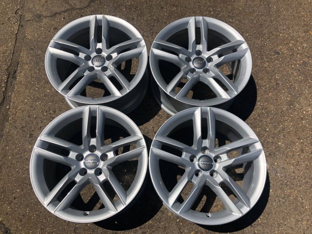 4db gyári 18" Audi A5 - S5 alufelni. (3975)