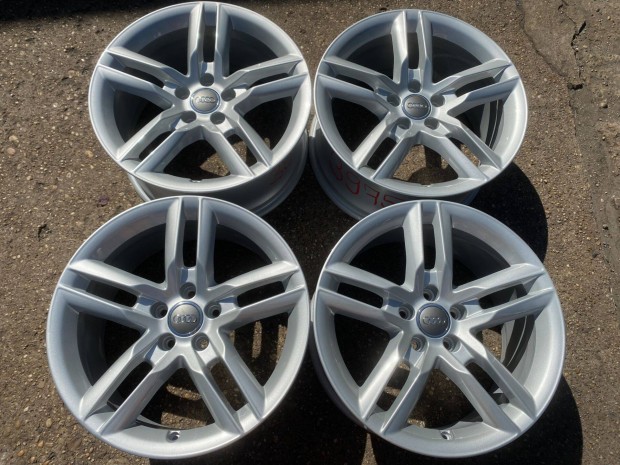 4db gyári 18" Audi A5 - S5 alufelni. (3975)