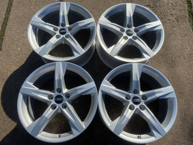 4db gyri 18" Audi Q5 - A6 alufelni. (*3688*)
