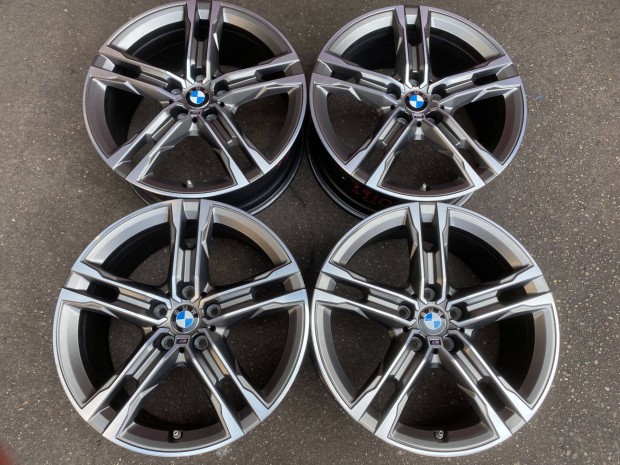 4db gyri 18" BMW 1 F40 Styling 556M alufelni. (3910)