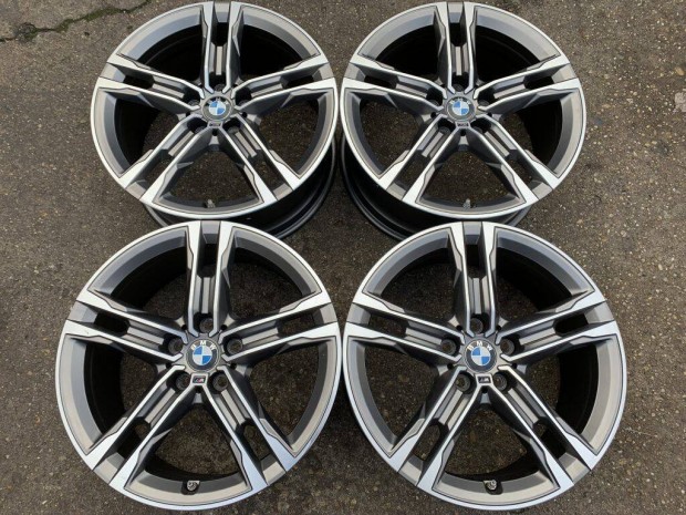 4db gyri 18" BMW 1 F40 - 2 F44 Styling 556M alufelni. (2736)