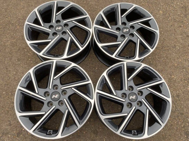 4db gyári 18" Hyundai i30 N-Line alufelni. (*3643*)