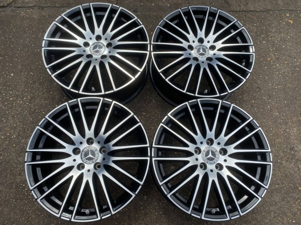 4db gyári 18" Mercedes-Benz C W206 alufelni. (3895)