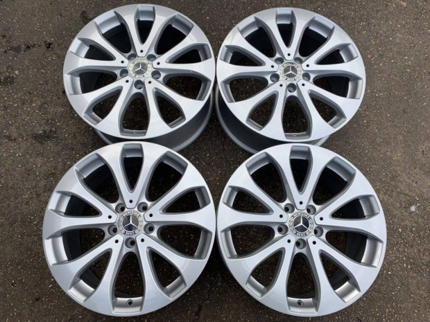 4db gyári 18" Mercedes-Benz E213 alufelni. (*2309*)