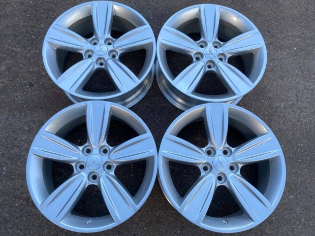 4db gyári 18" Peugeot 4008 alufelni. ("1939")