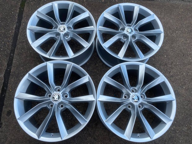 4db gyári 18" Skoda Superb új alufelni. (3980)