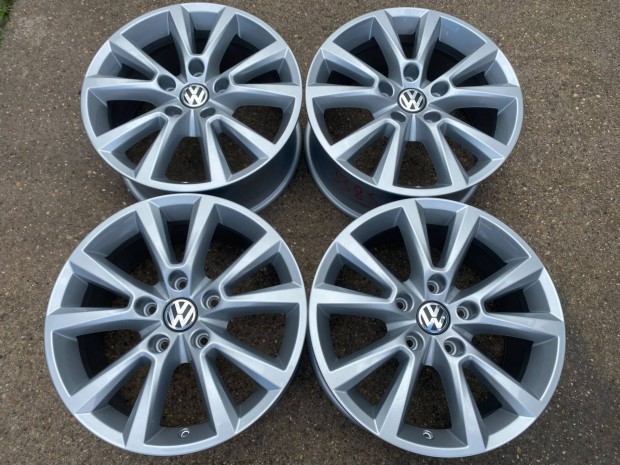 4db gyri 18" VW Touareg alufelni. (3385)