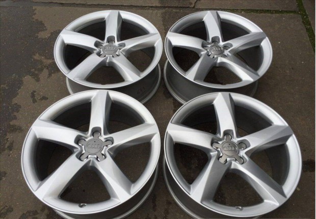 4db gyári 19 Audi A8 A5 A7 alufelni. ("643")