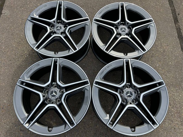 4db gy�ri 19 Mercedes-Benz AMG CLS W257 alufelni. (4237)
