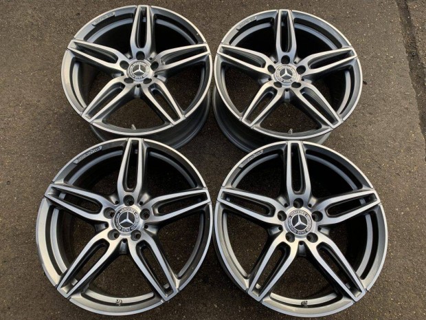 4db gyri 19 Mercedes-Benz E213 53AMG tli alufelni. (2683)