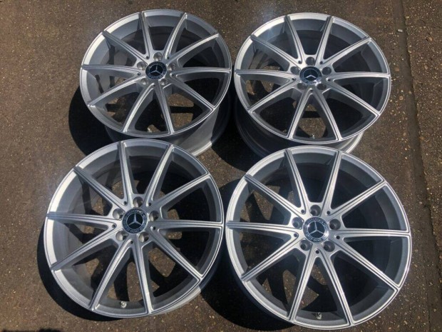 4db gyri 19 Mercedes-Benz Gle alufelni. (3930)