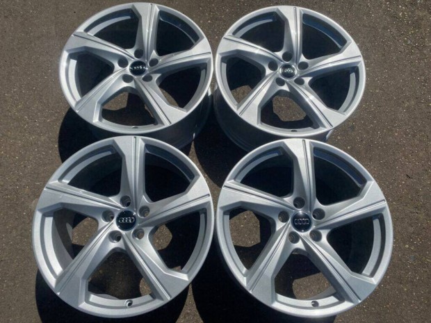 4db gyári 19" Audi A6 - A4 alufelni. (*3830*)