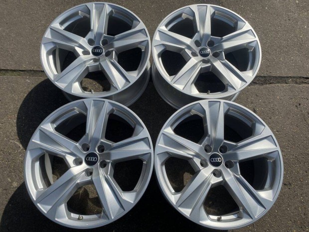 4db gyri 19" Audi A7 - S7 alufelni. (2843)