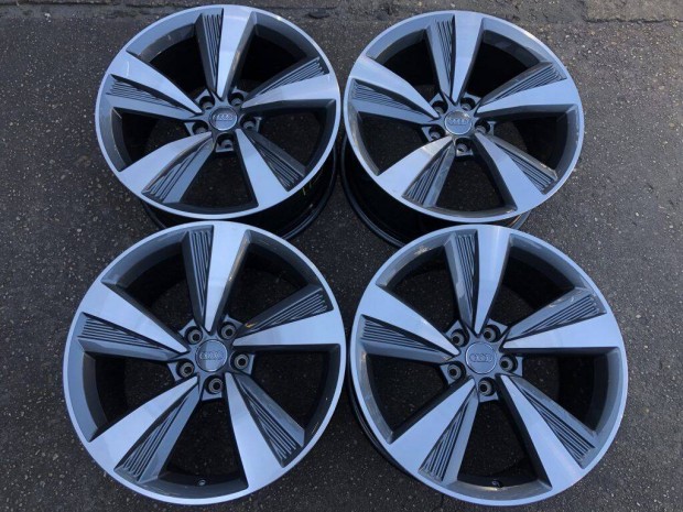 4db gyári 19" Audi A8-A7-A5 alufelni. ("1709")