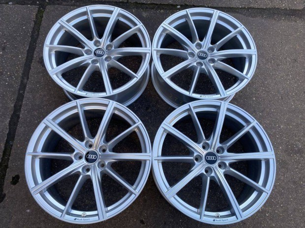 4db gyri 19" Audi RS4 - RS5 alufelni. ("2771")