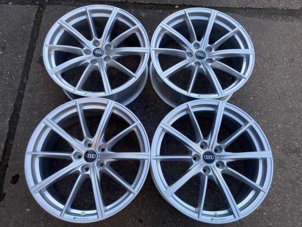 4db gyri 19" Audi RS4 - RS5 alufelni. (*2771*)