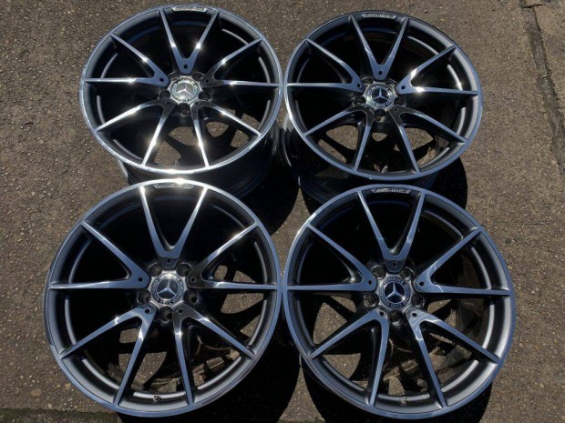 4db gyári 19" Mercedes-Benz E213 AMG alufelni. ("2550")