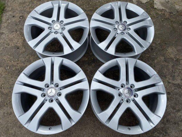 4db gyri 19" Mercedes-Benz ML - Vito alufelni. ("3384")