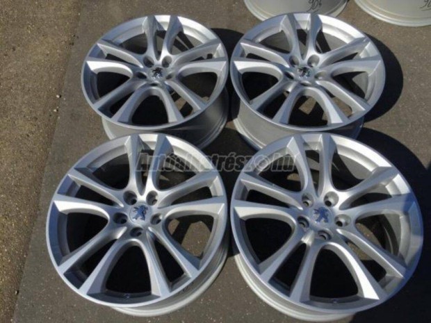 4db gyri 19" Peugeot 4008-4007 alufelni. (*905*)