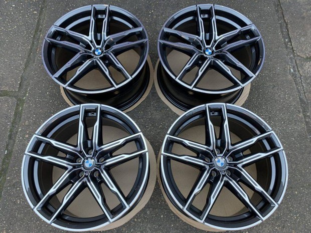 4db gyári 20 BMW M5 F90 Styling 810M új alufelni. (2505)
