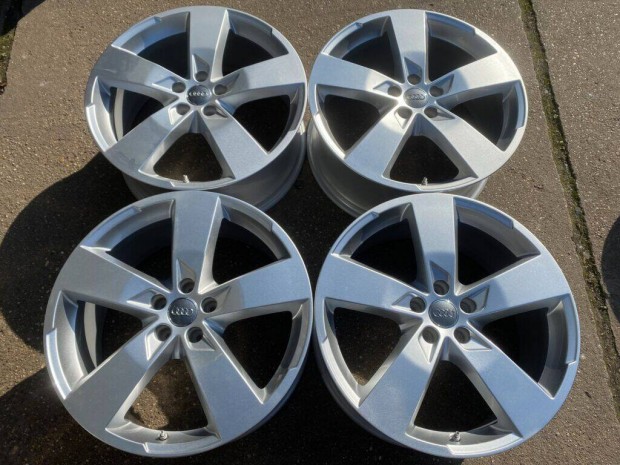 4db gyári 20" Audi A6 - S6 alufelni. (*3741*)