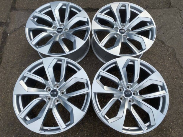 4db gyári 20" Audi RS5 alufelni. ("3776")