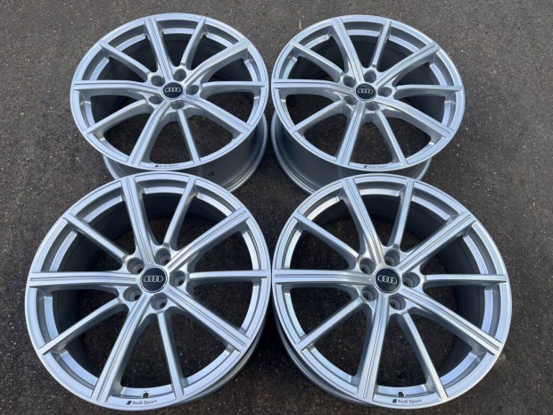 4db gyári 20" Audi RS Q3 (Audi Sport) alufelni. ("3103")